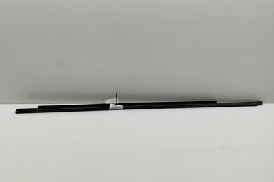 Chedar geam ușă dreapta față AUDI Q8 4MN 2024 OEM: 4M8837476C | 31866069 foto