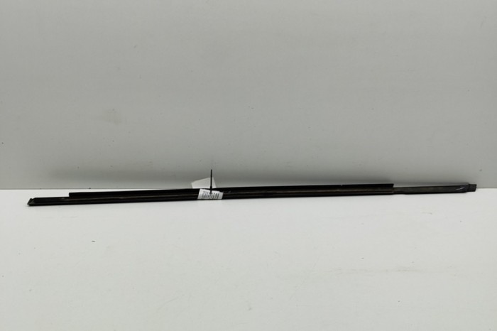 Chedar geam ușă dreapta față AUDI Q8 4MN 2024 OEM: 4M8837476C | 31866069