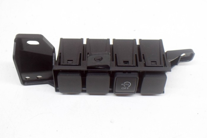 Panou de butoane NISSAN QASHQAI II J11, J11_ 2019 OEM: 4EA0A | 12244270