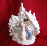 SFESNIC SUPORT LUMANARE DIN PORTELAN RAVI PRESTIGE DECOR DE IARNA 18 CM