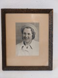 Fotografie veche portret femeie, tablou in rama lemn sub sticla, inceput de anii 1900 , 29x24cm