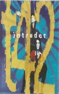 Caseta T42 - Intruder , originala foto