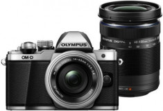 Aparat Foto Mirrorless Olympus E-M10 Mark II + Kit Double Zoom Obiectiv EZ-M1442 IIR + Obiectiv EZ-M4015 R, 16.1 MP, Filmare Full HD (Argintiu) foto