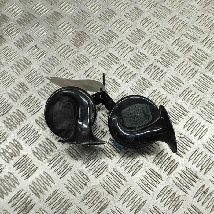 Claxon TESLA MODEL 3 2022 OEM: 1716495-00-A 31381838