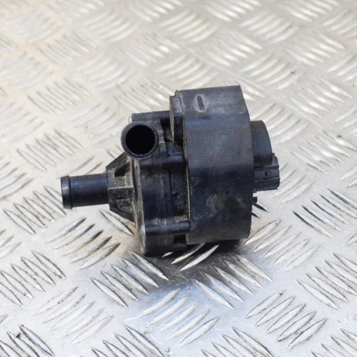 Pompa de apa auxiliara TESLA MODEL S 2017 OEM: 1037327-00-F 4089774
