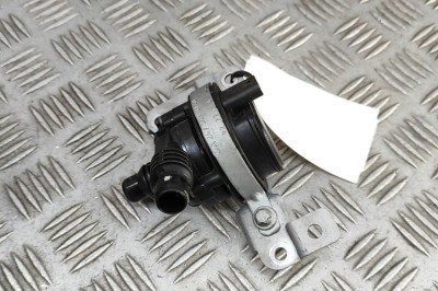 Pompa de apa auxiliara MERCEDES-BENZ GLB X247 2024 OEM: A0005003600,0392023409,A2475040140 | 31863400 foto