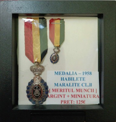 MEDALIE - 1958 HABILETE MORALITE CL.ll [ MERITUL MUNCII ] foto