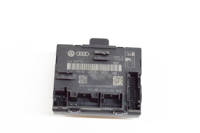 Modul de control ușă st&acirc;nga față AUDI A6 4G2, C7, 4GC 2013 OEM: 4G8959792G,4G8959792J,P10102060 | 13242229