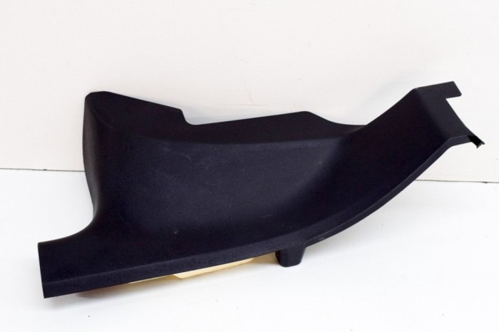Ornament prag interior st&acirc;nga spate TESLA MODEL 3 2022 OEM: 1643433-00-A 20346943