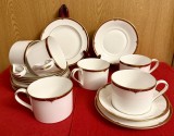 SET DE 18 PIESE DIN PORTELAN ENGLEZESC SPODE- FINE BONE CHINA- PETIT BORDEAUX