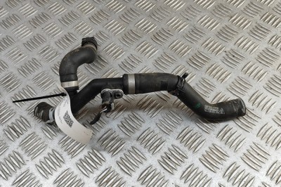 Furtun de lichid de răcire PORSCHE Taycan 2022 OEM: 9J1122055C | 31802693 foto