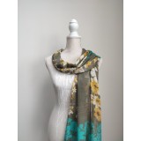 Cumpara ieftin Eșarfă Damă Tropical Kaki, Bumbac &amp; Viscoză, 180x60cm, Imprimeu Floral, Fabricată &icirc;n Italia