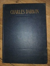 Diferite forme de flori de pe plante de aceeasi specie Plante insectivore- Charles Darwin