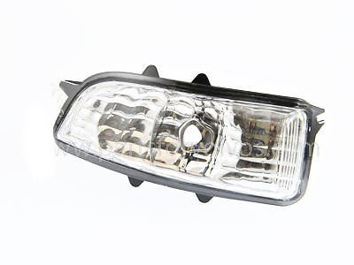 Lampa semnalizare oglinda Volvo C30 10.2006-2013; Volvo C70 (M) 2006-2013, Volvo S40/V50 (Ms/Mw) 04.2007-05.2012; S60 (Rs/P24) 03.2005-03.2010; S80 ( foto
