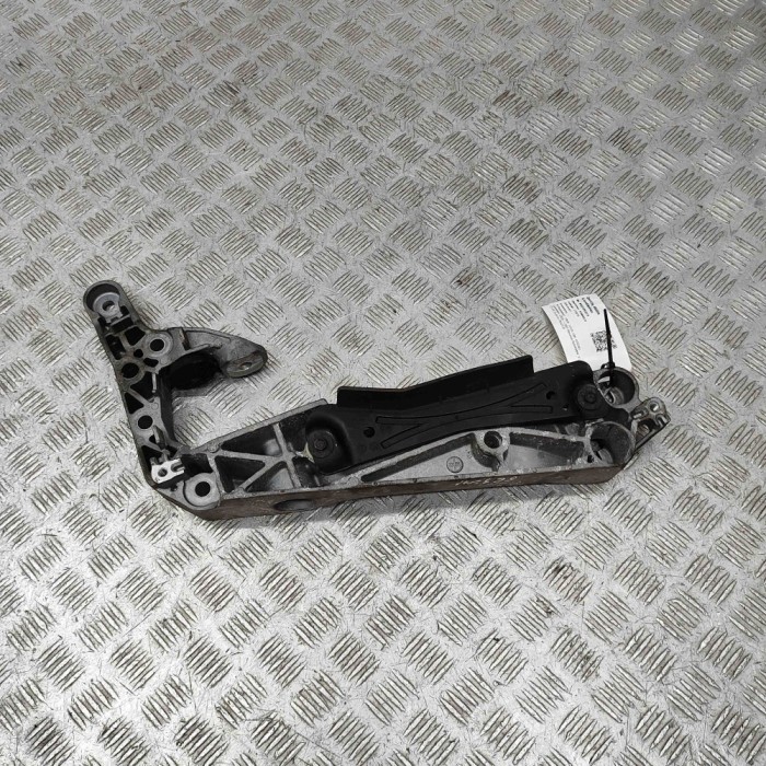 Suport cutie de viteze BMW 3 G20, G80, G28 M3 Competition 2021 OEM: 8089422