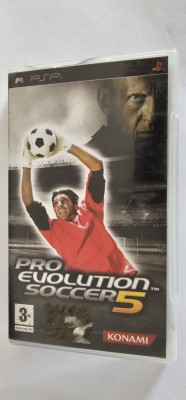 PRO EVOLUTION SOCER SOCCER 5 , KONAMI . foto