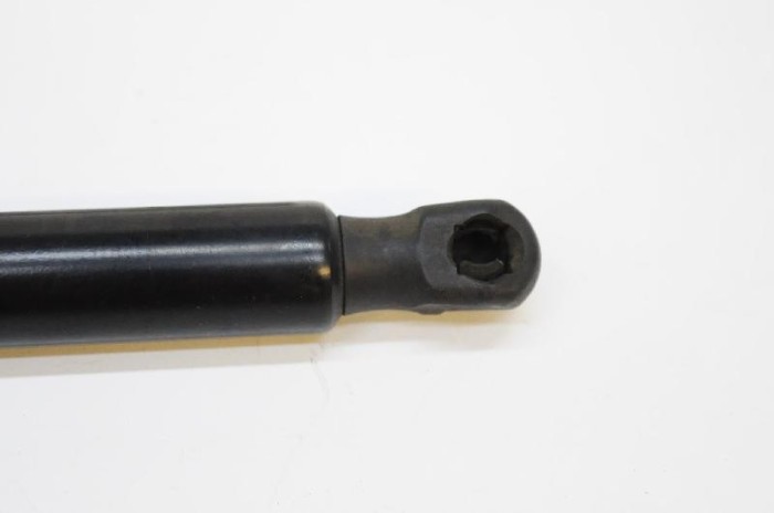 Amortizor haion dreapta VW GOLF VII 5G1, BQ1, BE1, BE2 2015 OEM: 5G6827550C 2684836