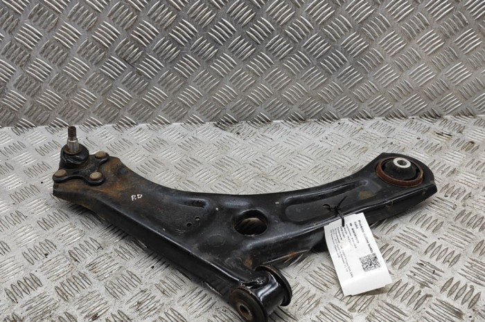 Braț curbat dreapta față VW CADDY IV Furgon SAA, SAH 2016 OEM: 1K0407151BL 30397032