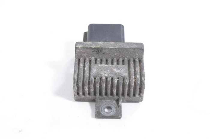 Bujie incandescentă RENAULT MASTER II Minibus / passenger JD 2010 OEM: 7700115078 | 3018464