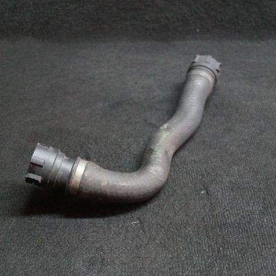 Furtun radiator răcire st&amp;acirc;nga BMW 7 E65, E66, E67 2001 OEM: 7508011 1847750 foto