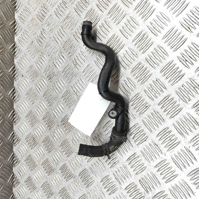 Furtun de lichid de răcire AUDI A5 Cabrio 8F7 2017 OEM: 06E121082C,06E121044AE 29074564