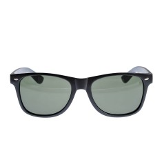 Ochelari de soare negri cu lentile verzi