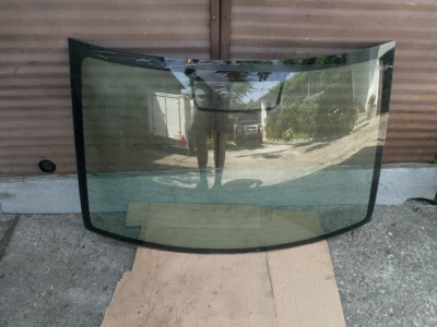 Luneta geam spate FORD FOCUS Sedan 2005-2010 cu incalzire foto