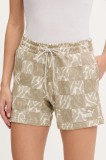 Puma pantaloni scurți culoarea bej, cu imprimeu, medium waist, 685073