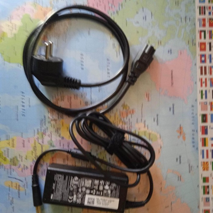 &Icirc;ncărcător laptop Dell Inspiron 15-3000