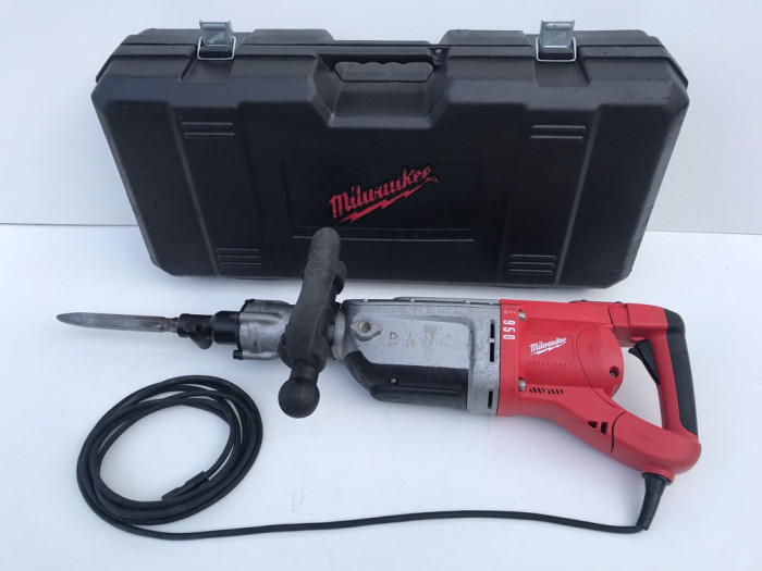 Ciocan Demolator Milwaukee 950 K