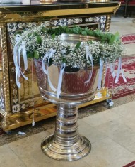 Inchiriere aranjament cristelnita gypsophila , alb-verde pentru Botez baiat sau fata , Eleganta Personalizata