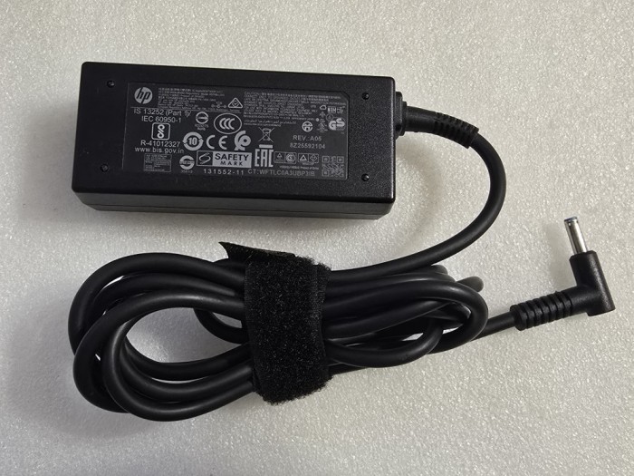 Incarcator laptop HP 19.5V 2.31A 45W mufa 4.5x3.0mm - poze reale