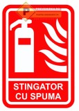 Semn stingator cu spuma