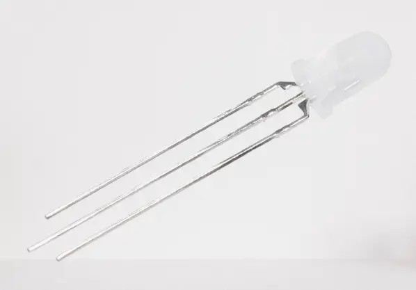 LED 5mm 1.6-3.6V bicolor rosu/verde 3 terminale LUCKYLIGHT LL-509VPGM2E-A-3C-G52B