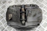 Etrier de fr&acirc;nă dreapta față AUDI Q5 FY 2017 OEM: 8W0615108E 21845131