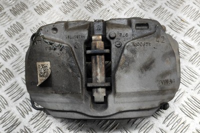 Etrier de fr&amp;acirc;nă dreapta față AUDI Q5 FY 2017 OEM: 8W0615108E 21845131 foto