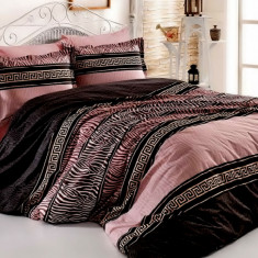 Lenjerie de pat pentru o persoana cu husa elastic pat si fata perna dreptunghiulara, Rose, bumbac ranforce, gramaj tesatura 120 g/mp, multicolor