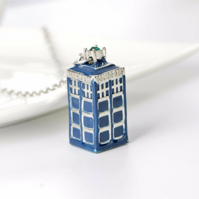 Pandantiv / Colier / Lantic - DOCTOR WHO 3D Tardis Police - Albastru foto