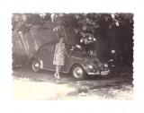 Poza femeie cu masina numar de Bucuresti
