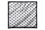 Cumpara ieftin Esarfa alba cu buline negre