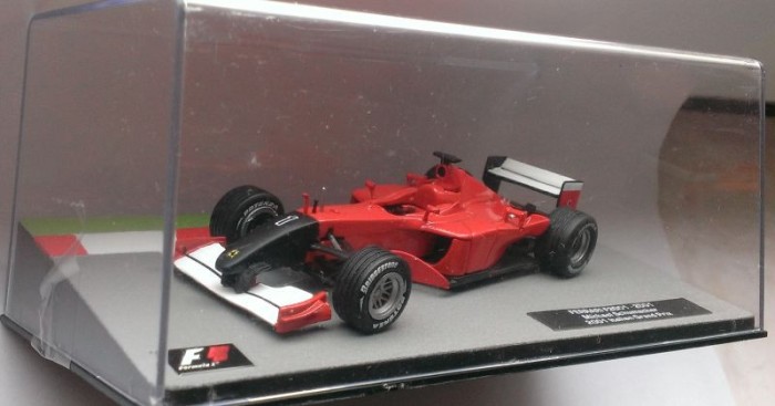 Macheta Ferrari F2001 Schumacher Campion Formula 1 Italy GP Black Nose 2001 - IXO/Altaya 1/43 F1