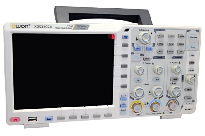 Osciloscop digital XDS3102A Ch: 2; 100MHz; 1Gsps; 40Mpts; LCD TFT 8&quot;; XDS bazat pe Memorie ad&acirc;ncă