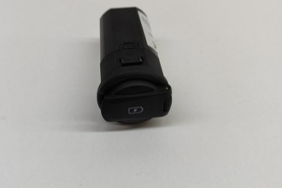 USB HYUNDAI IONIQ AE 2021 OEM: 96125-G2000 22345805 foto