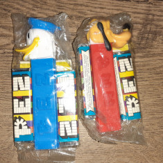 PEZ MADE IN AUSTRIA - DISPENSER DONALD DUCK SI PLUTO - LOT 2 BUC