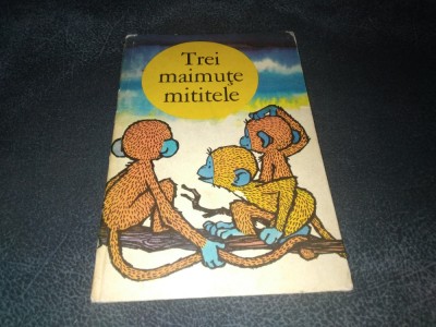 TREI MAIMUTE MITITELE 1977 foto