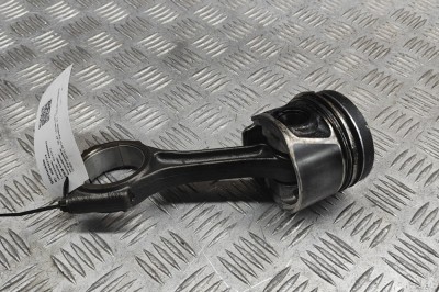 Piston SEAT LEON 1P1 2012 OEM: 03G107065C,038105401J 28162114 foto