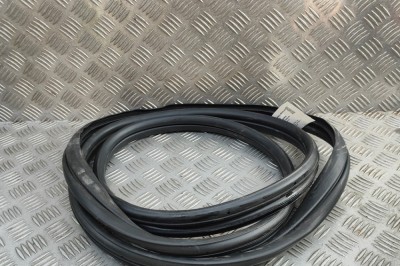 Garnitura ușă dreapta față HONDA e:Ny1 2024 OEM: 72325-3M0-J01 | 31927979 foto