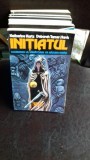 INITIATUL - KATHERINE KURTZ, Nemira