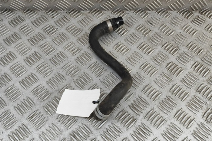 Furtun de lichid de răcire VOLVO XC90 II 2024 OEM: 32138761 31210132