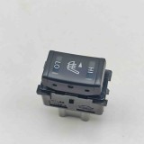 Comutator &icirc;ncălzire scaun NISSAN LEAF ZE1 2018 OEM: 25500-3TA0A | 30490526